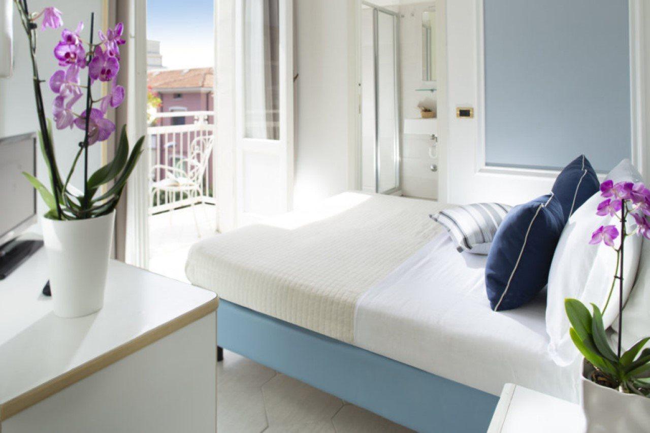 Hotel Italia Boutique Rimini Bagian luar foto