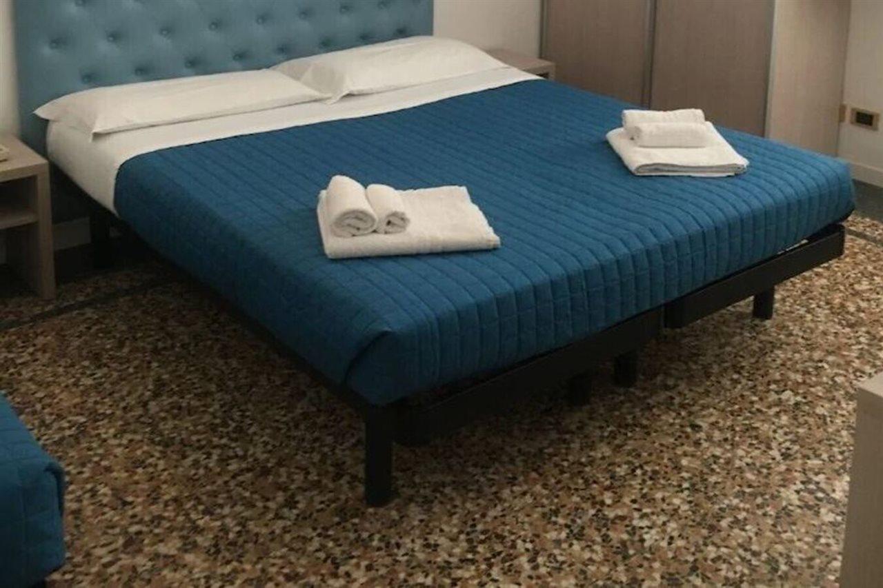 Hotel Italia Boutique Rimini Bagian luar foto
