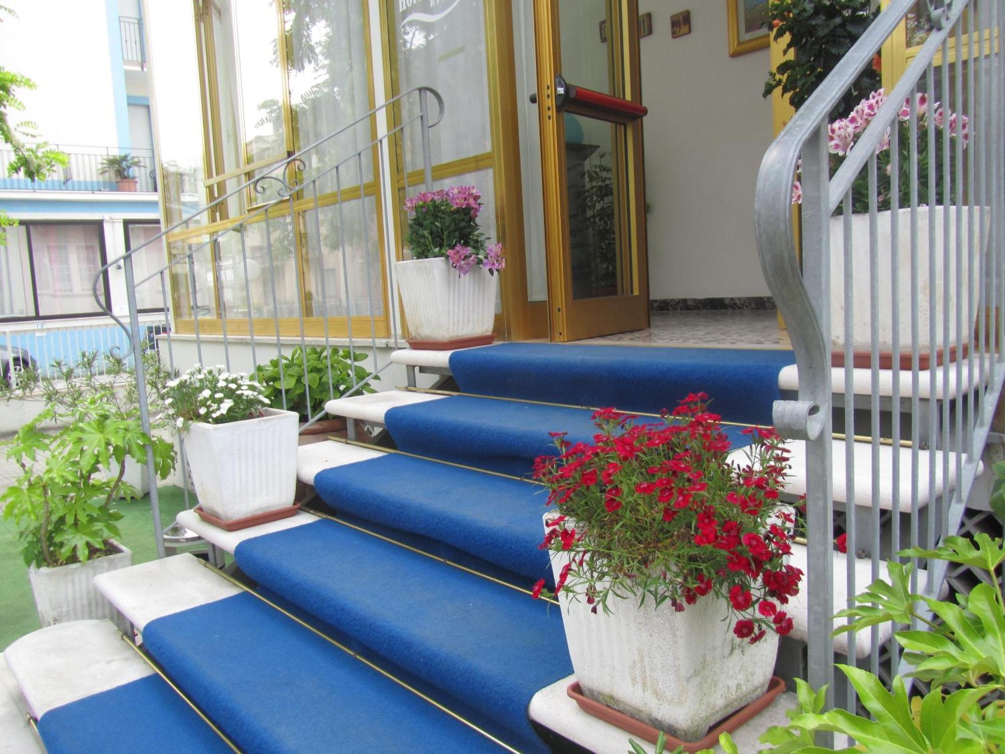 Hotel Italia Boutique Rimini Bagian luar foto