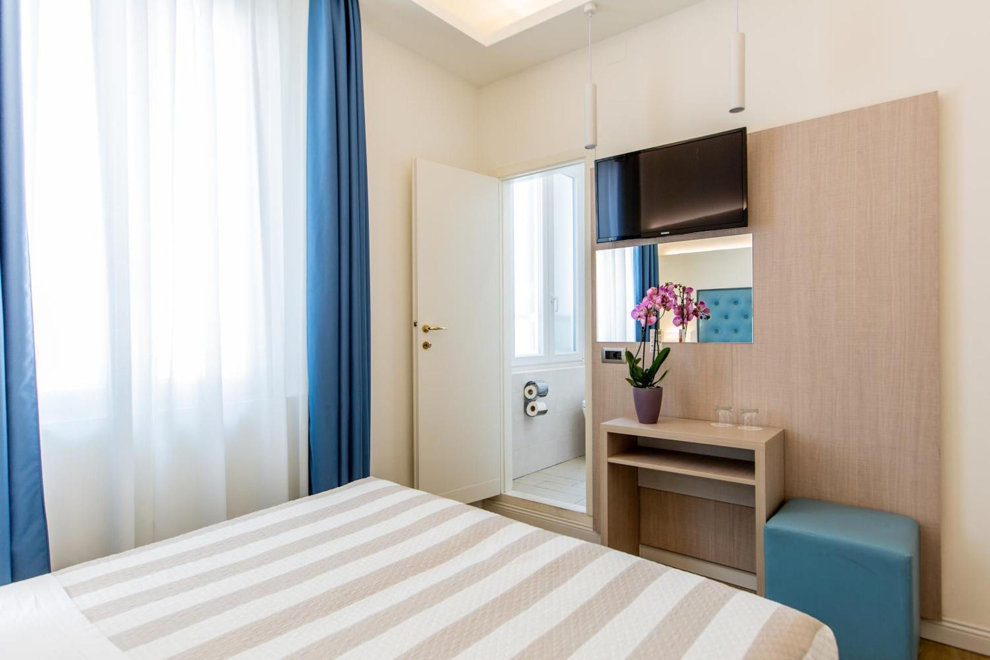 Hotel Italia Boutique Rimini Bagian luar foto